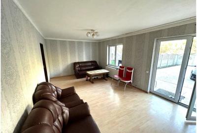 Apartament cu 3 camere semidecomandat, mobilat în Brazda lui Novac