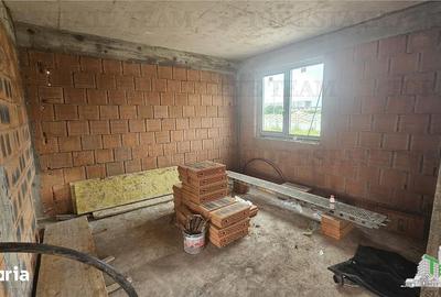 Casă cu 6 camere cu Teren 300 Mp în Central - 3