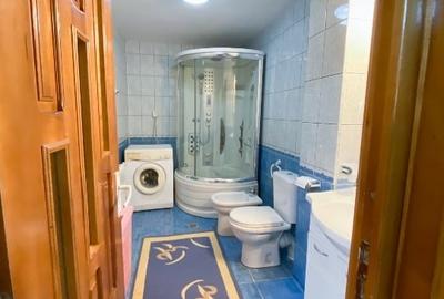 Apartament cu 3 camere decomandat, mobilat în Central