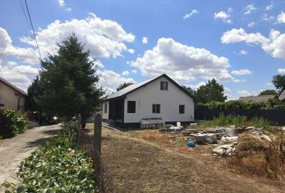 Casă cu 3 camere în Valu lui Traian