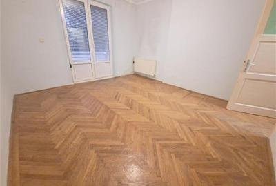 Apartament cu 2 camere decomandat în Narcisa