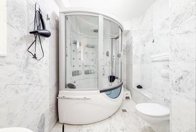 Penthouse cu 5 camere decomandat, mobilat în Central - 34