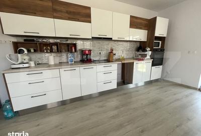 Casă cu 4 camere cu Teren 680 Mp în Pericei - 8