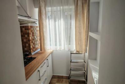 Garsonieră decomandată în Central - 4