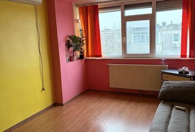 Apartament cu 2 camere decomandat în Central - 2