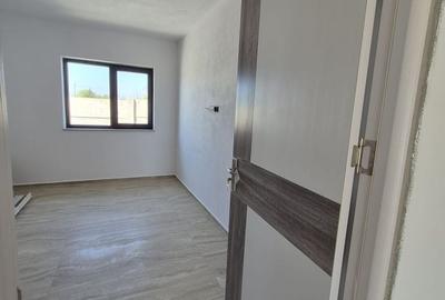 Casă cu 3 camere cu Teren 500 Mp în Bariera Vâlcii - 7