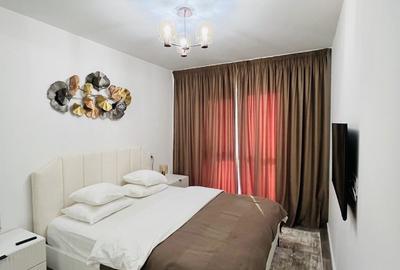 Apartament cu 2 camere decomandat în Pajura