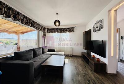 Casă individuală cu 4 camere cu Canalizare în Șura Mare
