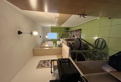 Apartament cu 3 camere semidecomandat în Lacul Tei