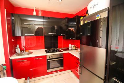 Apartament cu 3 camere decomandat în Teiș - 4