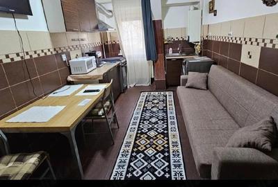 Garsonieră decomandată în Hipodrom