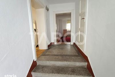 Casă cu 4 camere semidecomandat cu Teren 112 Mp în Turnișor