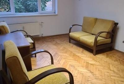 Apartament cu 3 camere semidecomandat în Central - 5