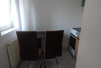 Apartament cu 2 camere decomandat în Iancului