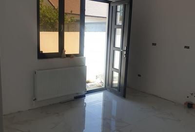 Casă cu 4 camere în Valu lui Traian