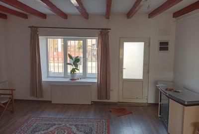 Apartament cu 2 camere decomandat în Florești - 3