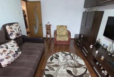 Apartament cu 2 camere decomandat, mobilat în Galata - 2