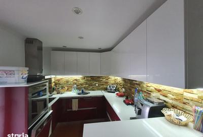Apartament cu 3 camere, mobilat în Central - 2