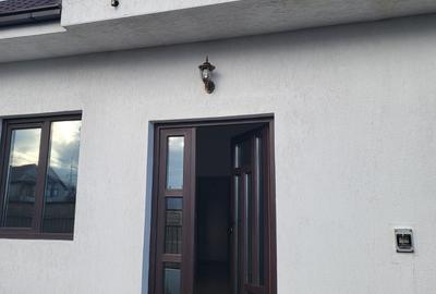 Casă individuală cu 3 camere cu Teren 220 Mp în Lumina - 2