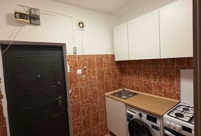 Garsonieră semidecomandată în CET - 5