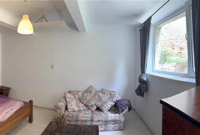 Apartament cu 2 camere semidecomandat, mobilat în Central - 4