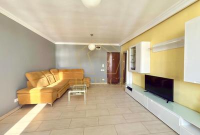 Apartament cu 3 camere semidecomandat, mobilat în Dumbrăvița