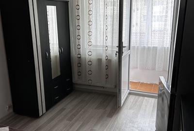 Garsonieră semidecomandată în Central