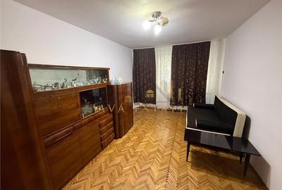 Apartament cu 2 camere decomandat în Cetății