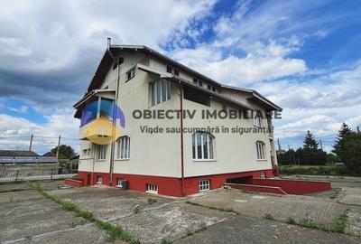 Casă cu 10 camere cu Teren 1800 Mp în 1 Mai