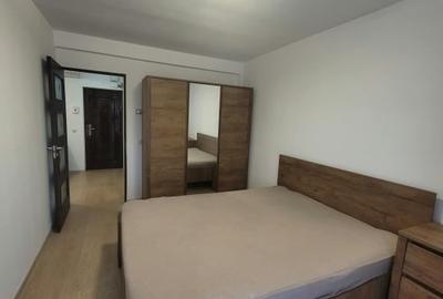 Apartament cu 3 camere decomandat, mobilat în Gării