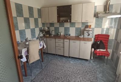 Casă cu 3 camere în Postăvari - 2