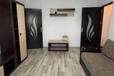 Apartament cu 2 camere semidecomandat în Craiovița Nouă - 2