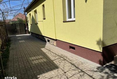 Casă cu 3 camere cu Canalizare în Central - 5