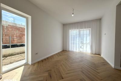 Casă cu 4 camere decomandat cu Teren 225 Mp în Bucium