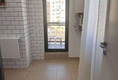 Apartament cu 2 camere semidecomandat, mobilat în Decebal - 5