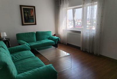 Apartament cu 3 camere decomandat, mobilat în 1 Mai - 2