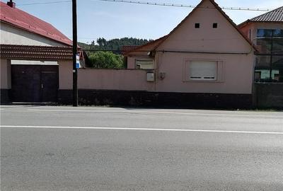 Casă cu 3 camere în Central
