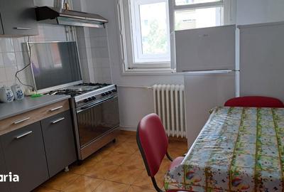 Apartament cu 2 camere semidecomandat în Tei - 3