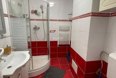 Apartament cu 3 camere decomandat în Canta