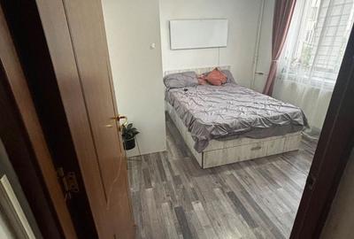 Apartament cu 3 camere decomandat în Rahova