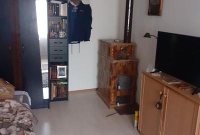 Casă cu 4 camere în Frumușeni