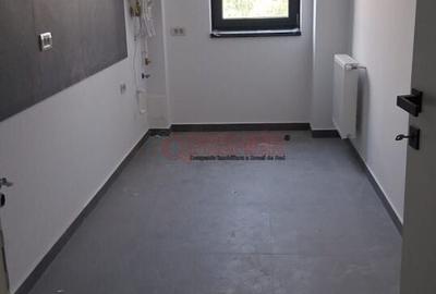 Apartament cu 2 camere decomandat în Berceni - 1