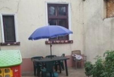 Casă cu 5 camere cu Canalizare în Unirii - 6