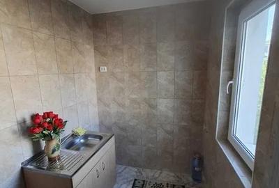 Apartament cu 3 camere semidecomandat în Tomis Nord - 6