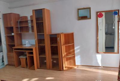Garsonieră semidecomandată, mobilată în Galata