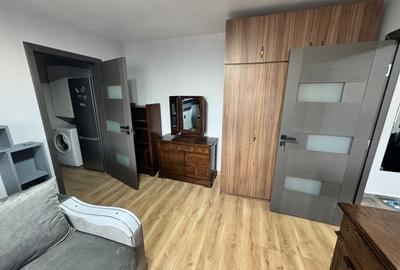 Apartament cu 2 camere decomandat în Exterior Vest