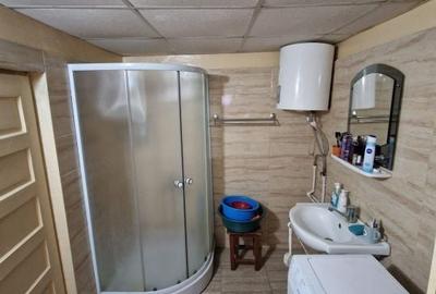 Casă cu 3 camere în Bucovăț