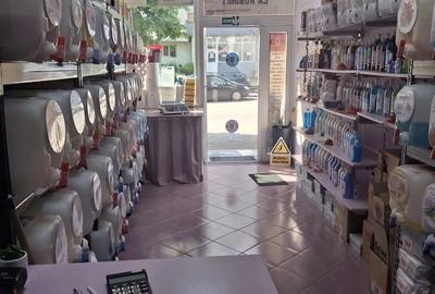Spațiu comercial, de 21 mp, în Republicii - 4