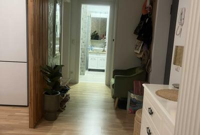 Apartament cu 2 camere decomandat în Blejoi
