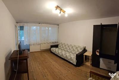 Apartament cu 2 camere decomandat în Progresul
